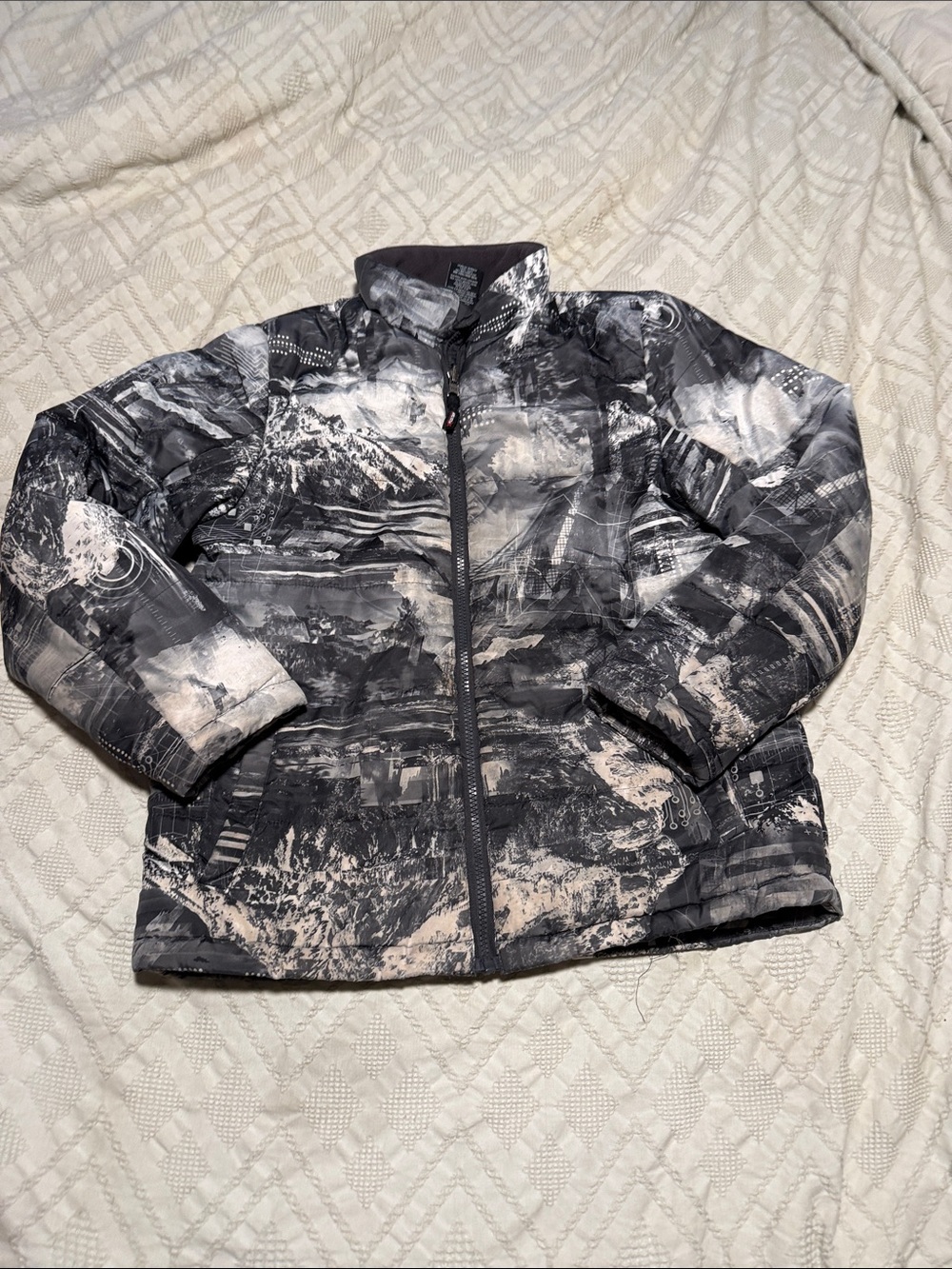 Kids Gray Patterned Insulated Jacket